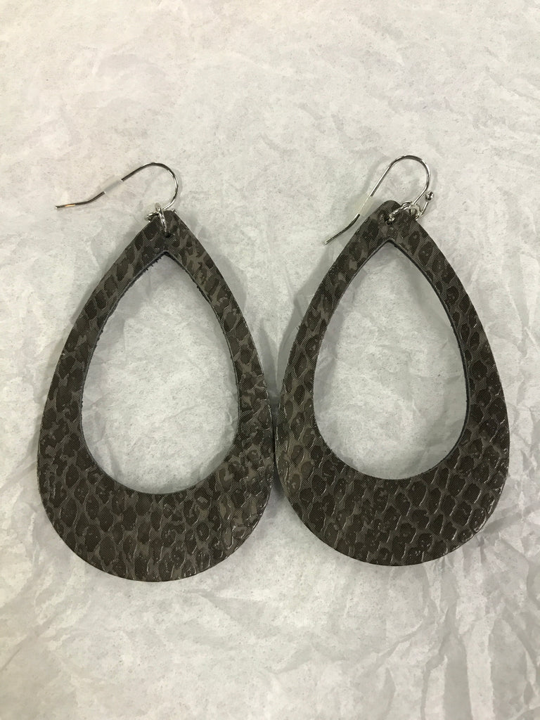 Leather Open Oval Earring - Other Colors Available - BOMSHELL BOUTIQUE